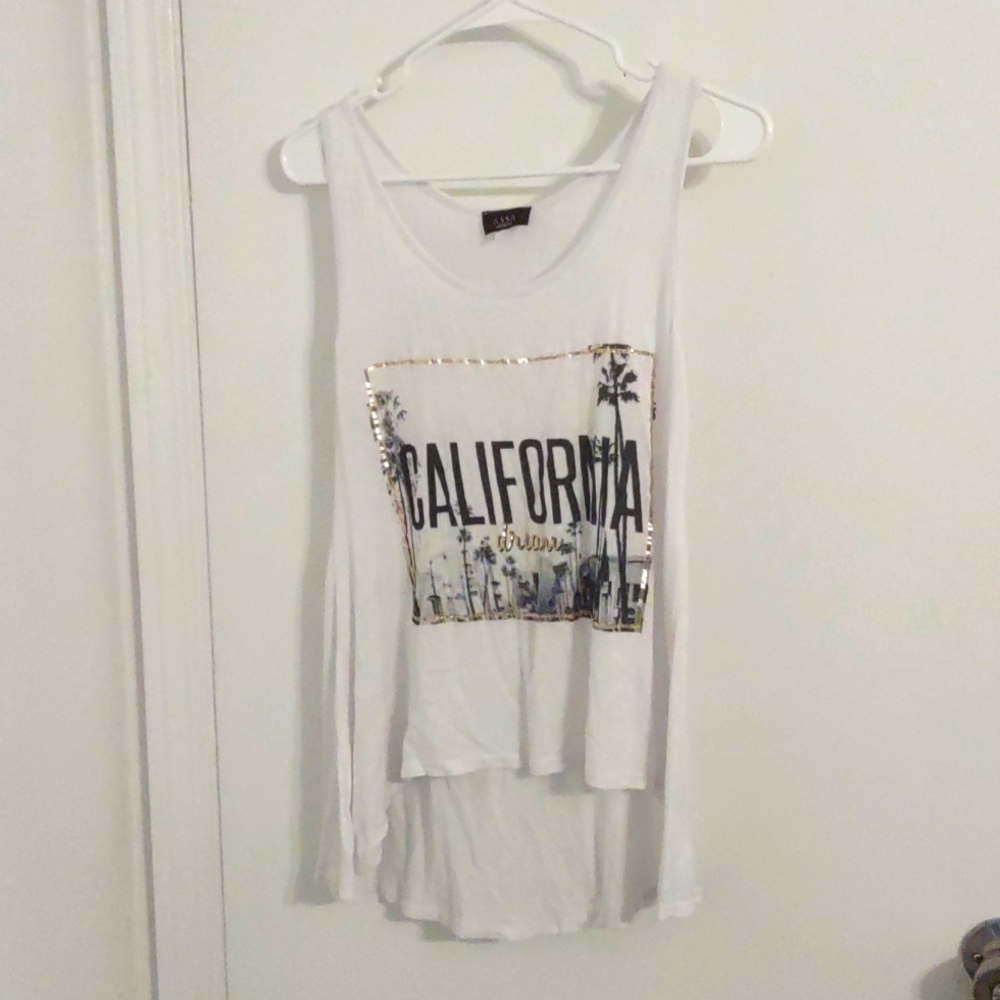 Woman's high-low tank top